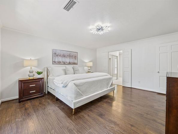 7609  Spring Valley Road , Dallas Texas 75254