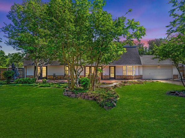 7609  Spring Valley Road , Dallas Texas 75254