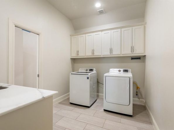 6211  Velasco Avenue , Dallas Texas 75214