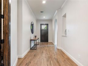 6211  Velasco Avenue , Dallas Texas 75214