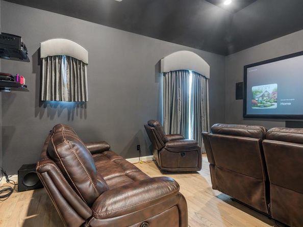 6211  Velasco Avenue , Dallas Texas 75214