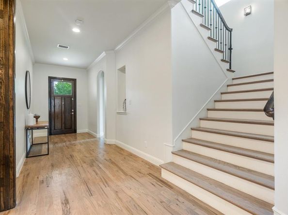 6211  Velasco Avenue , Dallas Texas 75214