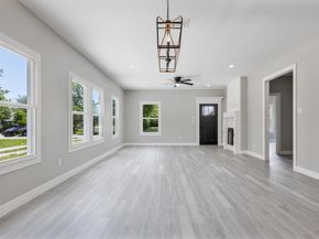 1101  Stella Street , Fort Worth Texas 76104