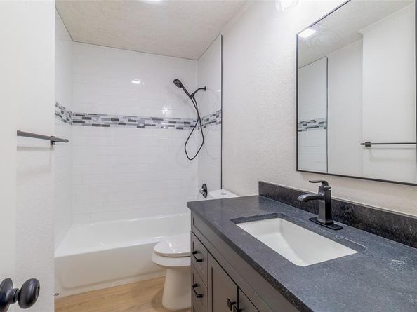 220  Jeaneta Avenue , Benbrook Texas 76126