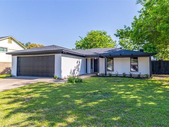 220  Jeaneta Avenue , Benbrook Texas 76126