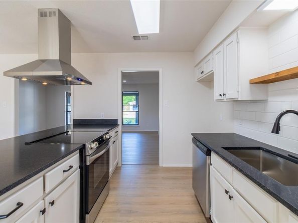 220  Jeaneta Avenue , Benbrook Texas 76126