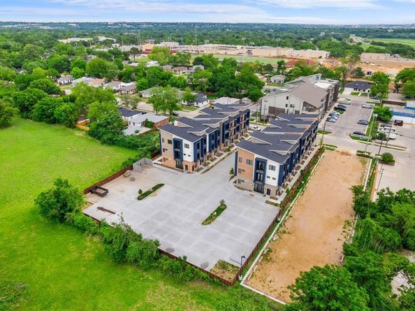 123  Merritt Street  14, Fort Worth Texas 76114
