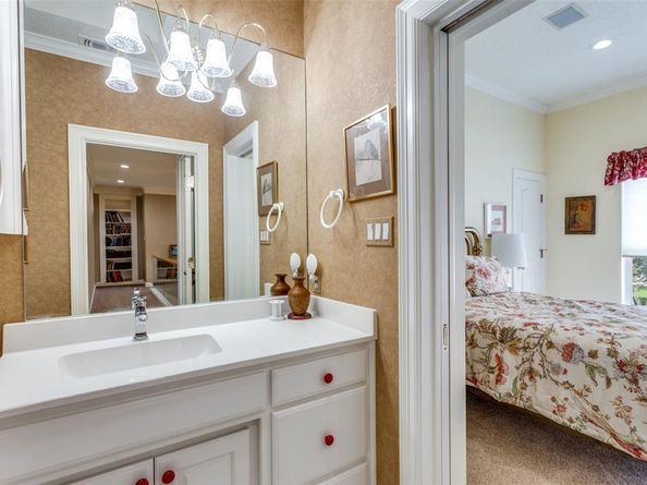 6001  Laurel Valley Court , Fort Worth Texas 76132