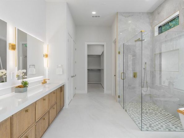 9409  Lenel Place , Dallas Texas 75220