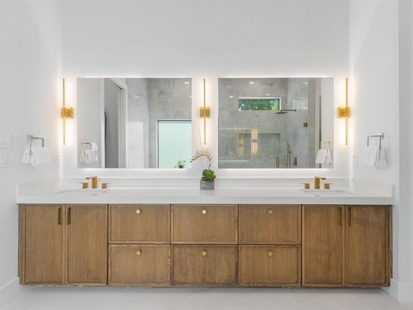 9409  Lenel Place , Dallas Texas 75220