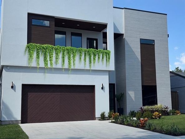 9409  Lenel Place , Dallas Texas 75220