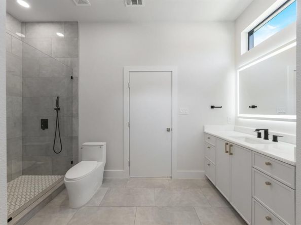 9409  Lenel Place , Dallas Texas 75220