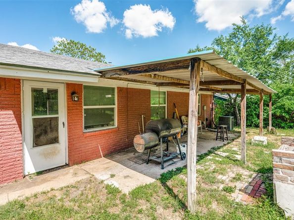 4744  Richard Street , Forest Hill Texas 76119