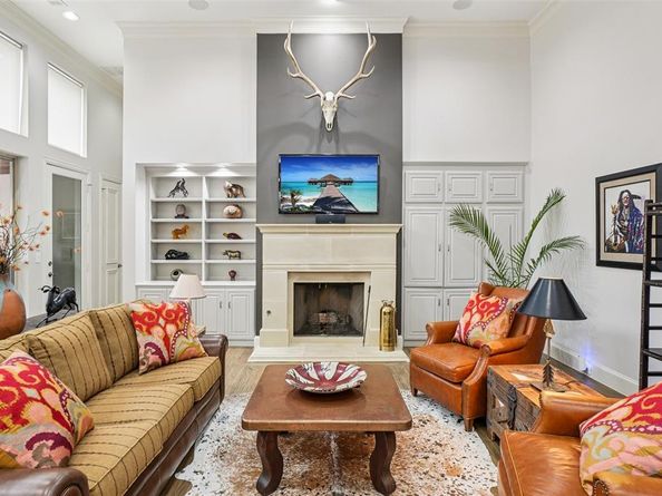 4134  Walnut Meadow Lane , Dallas Texas 75229