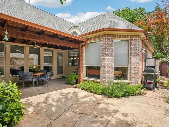 4134  Walnut Meadow Lane , Dallas Texas 75229