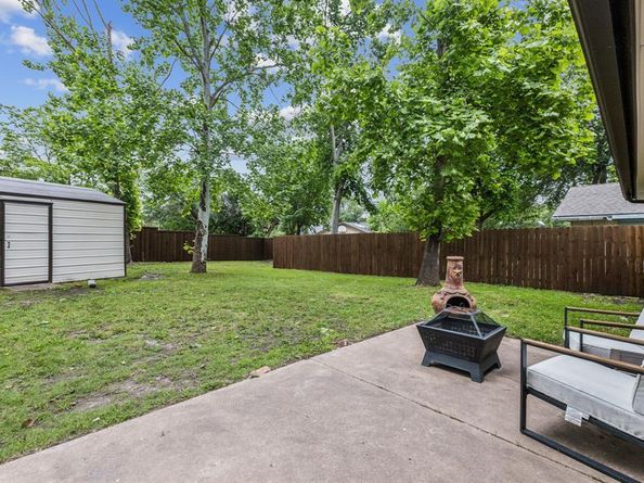 434  Jamestown Drive , Garland Texas 75043