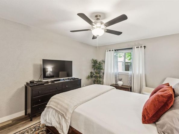 434  Jamestown Drive , Garland Texas 75043