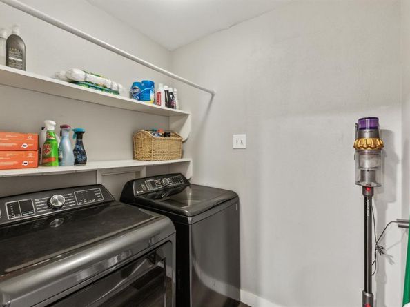 434  Jamestown Drive , Garland Texas 75043