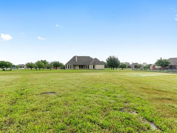 11109  Brook Green Lane , Haslet Texas 76052