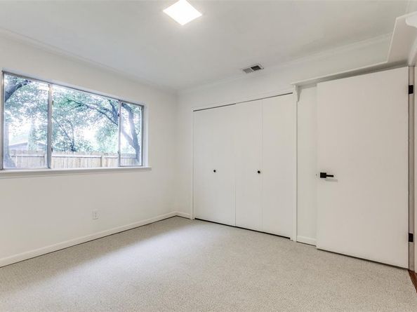 2718  Running Brook Lane , Dallas Texas 75228