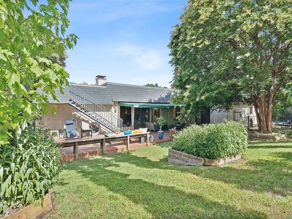 6  Crosslands Road , Benbrook Texas 76132