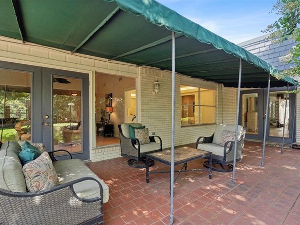 6  Crosslands Road , Benbrook Texas 76132