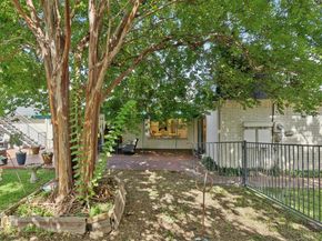 6  Crosslands Road , Benbrook Texas 76132