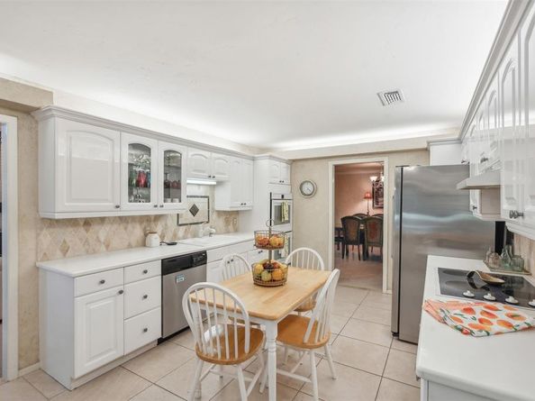6  Crosslands Road , Benbrook Texas 76132