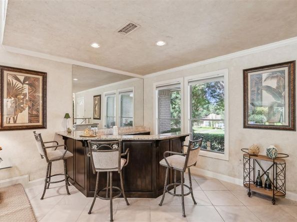 6  Crosslands Road , Benbrook Texas 76132