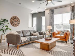 2818  Addison Park Lane , Fort Worth Texas 76110
