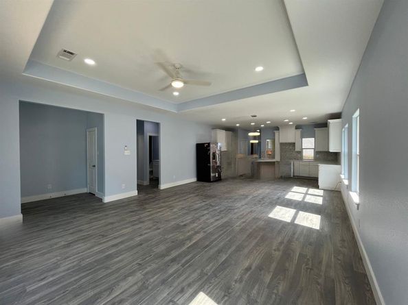 1317 E Tucker Street , Fort Worth Texas 76104