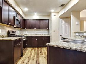 5744  Chelmsford Trail , Arlington Texas 76018
