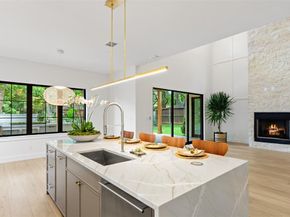6446  Lange Circle , Dallas Texas 75214