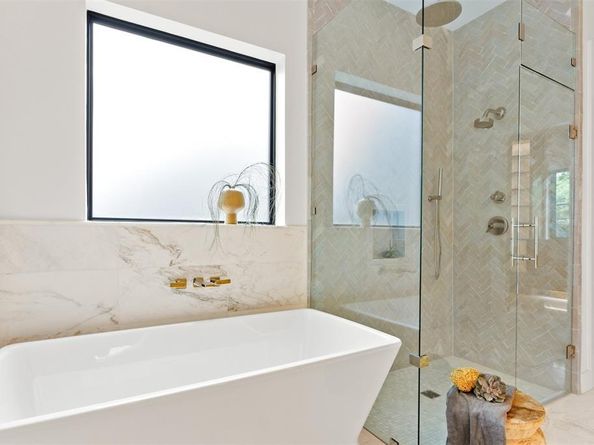 6446  Lange Circle , Dallas Texas 75214