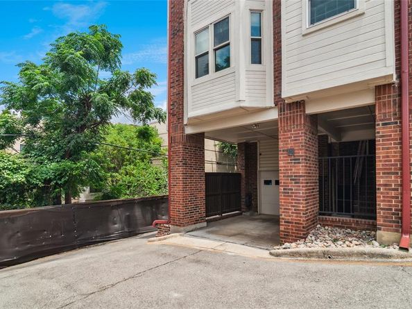 3235  Cole Avenue  85, Dallas Texas 75204