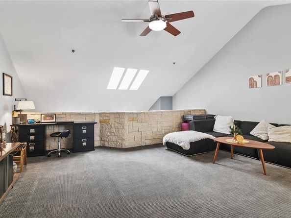 3235  Cole Avenue  85, Dallas Texas 75204