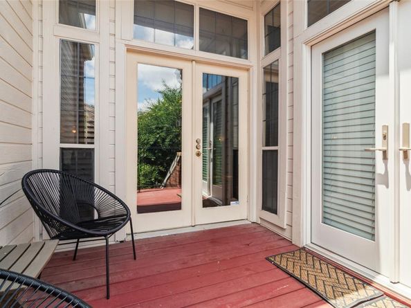 3235  Cole Avenue  85, Dallas Texas 75204