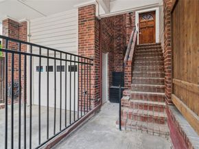 3235  Cole Avenue  85, Dallas Texas 75204