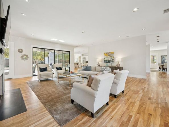 6130  Del Roy Drive , Dallas Texas 75230