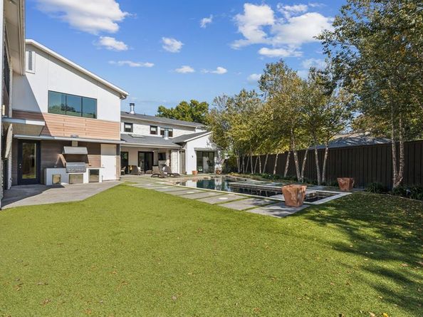 6130  Del Roy Drive , Dallas Texas 75230