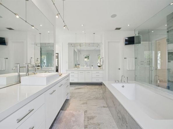 6130  Del Roy Drive , Dallas Texas 75230