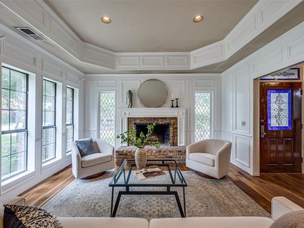 4212  joshua Lane , Dallas Texas 75287