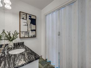 4212  joshua Lane , Dallas Texas 75287