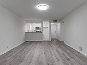 4859  Cedar Springs Road  142, Dallas Texas 75219