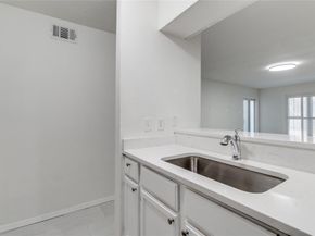 4859  Cedar Springs Road  142, Dallas Texas 75219