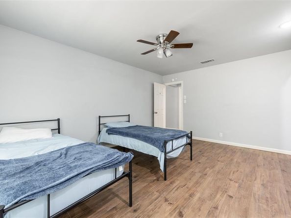 515  Brynmawr Court , Arlington Texas 76014