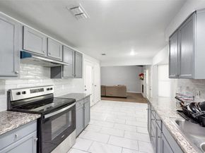 515  Brynmawr Court , Arlington Texas 76014