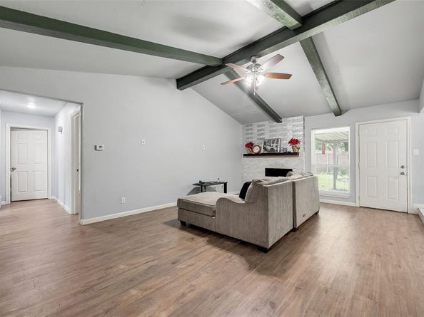 515  Brynmawr Court , Arlington Texas 76014