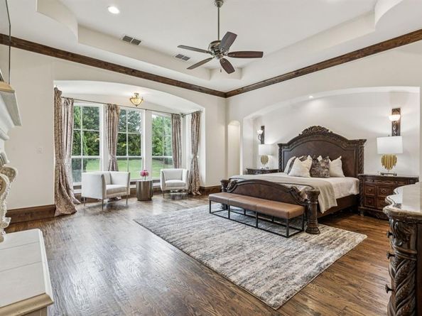 5600  Twin Cities Lane , McKinney Texas 75070