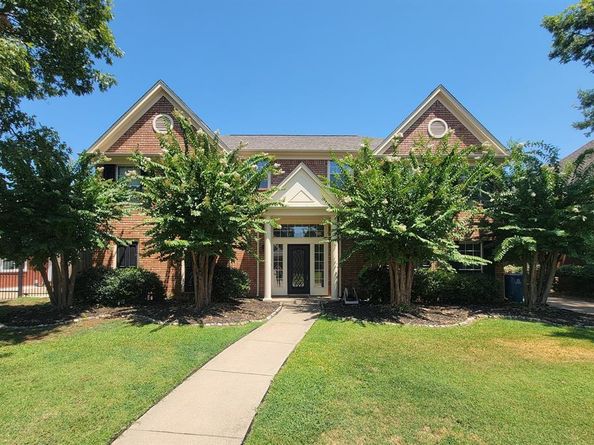 2200  Strathmore Drive , Highland Village Texas 75077